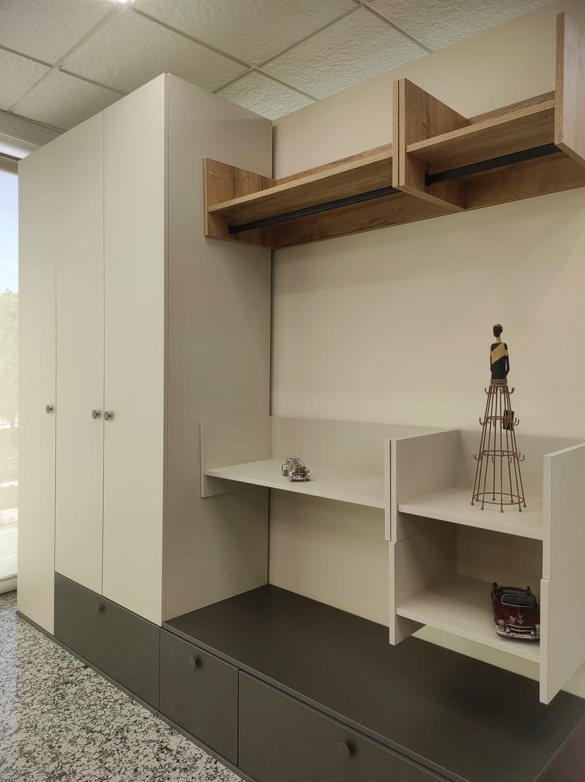 Estanterías y Almacenaje en Romacho Muebles, Guadix